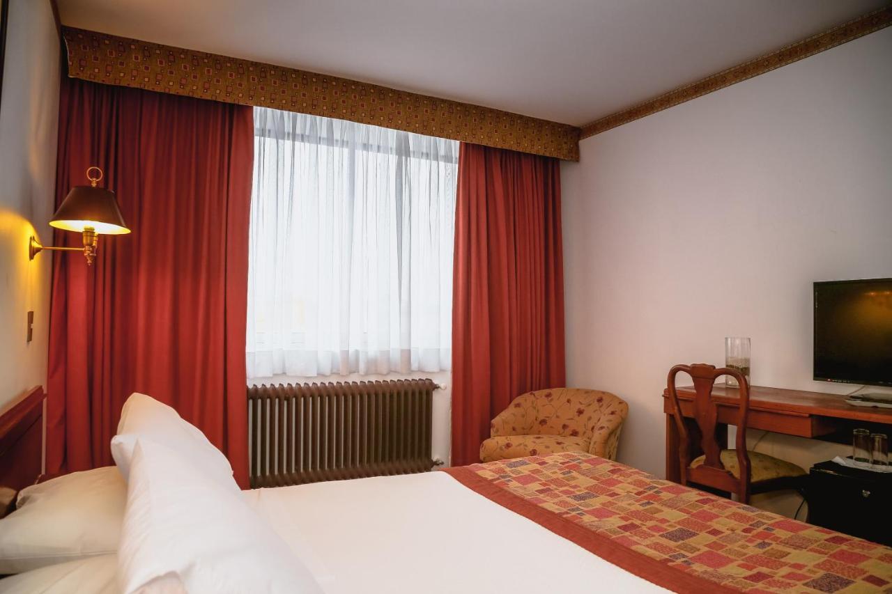 Hotel Los Navegantes Пунта-Аренас Экстерьер фото