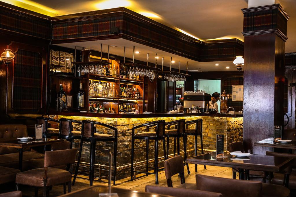 Hotel Los Navegantes Пунта-Аренас Экстерьер фото